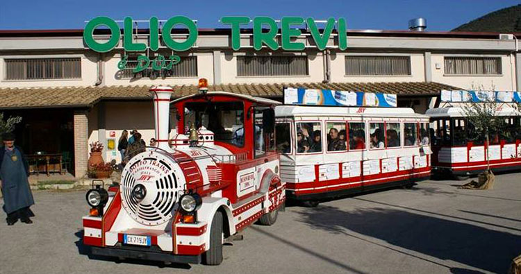 olio-trevi-festa-olio-nuovo-trenino Festa dell'olio nuovo - 1 2 3 4 Novembre 2018
