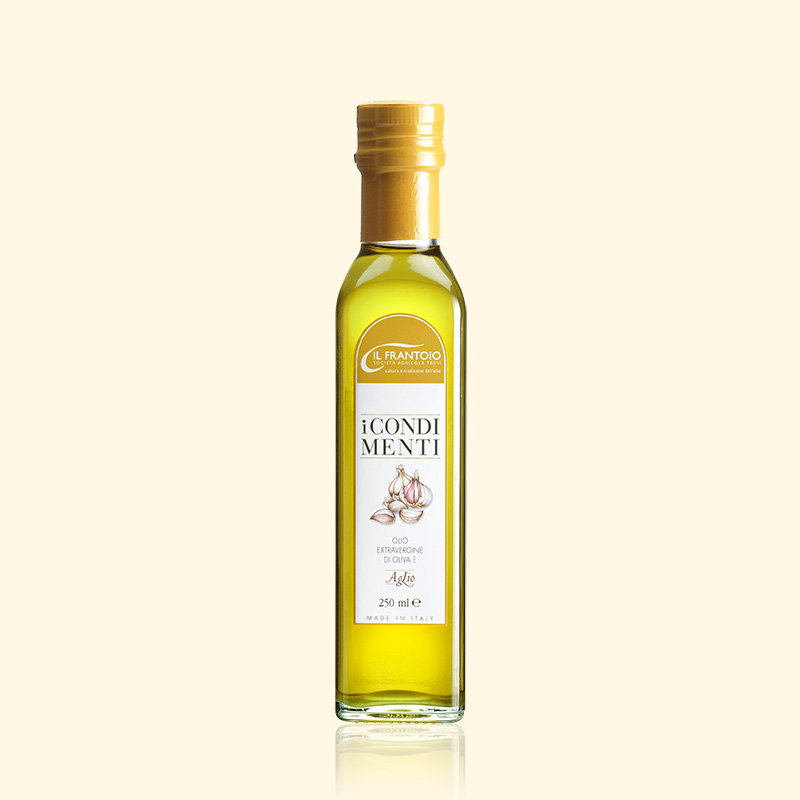 Condimento all’Aglio - Olio EVO aromatizzato 250 ml - Base Olio EVO - Olio Trevi Condimento all’Aglio - Olio EVO aromatizzato 250 ml