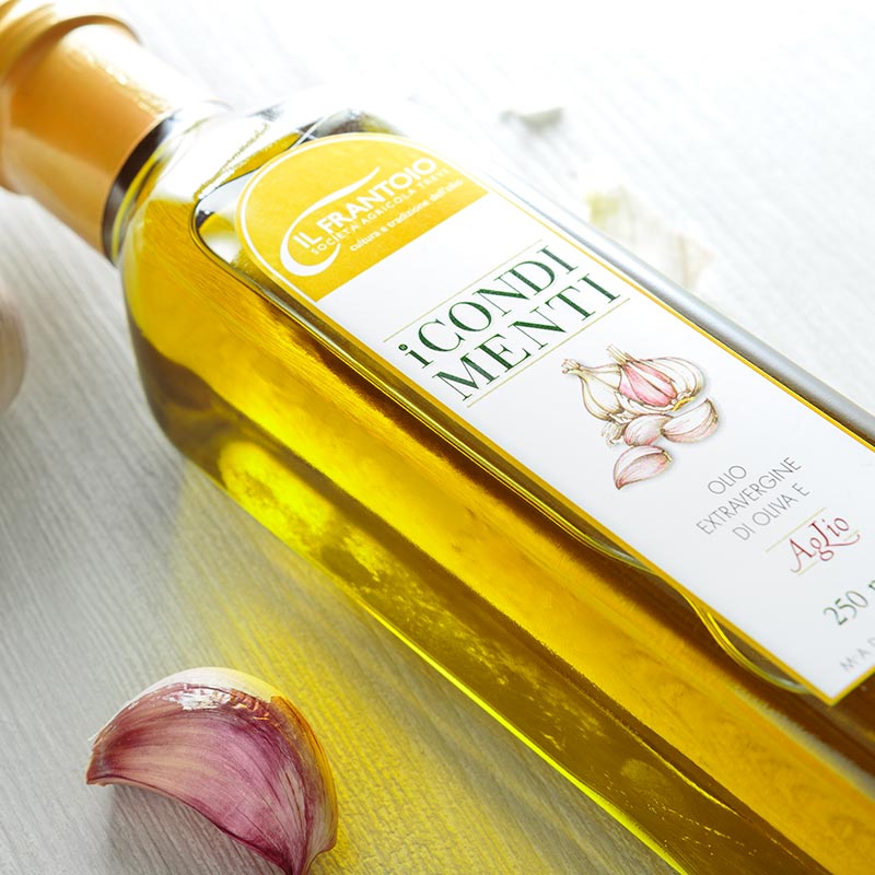 olio-trevi-condimenti-aglio Condimento all’Aglio - Olio EVO aromatizzato 250 ml