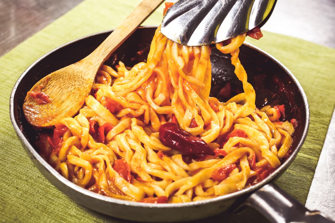 Strangozzi all’arrabbiata per 4 persone